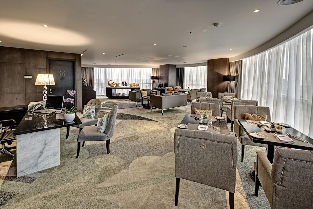 Hotel Melia Makassar Esterno foto