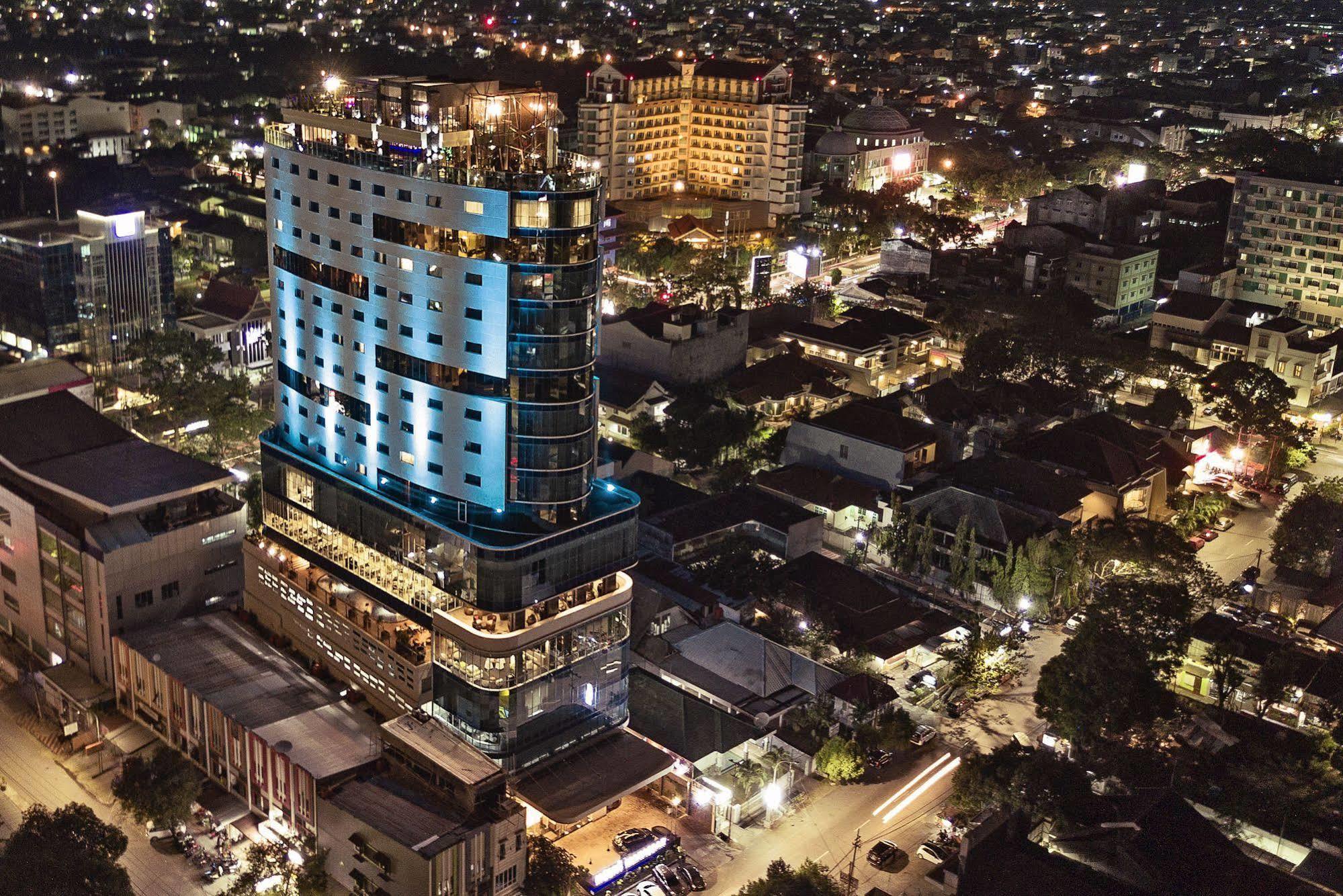 Hotel Melia Makassar Esterno foto