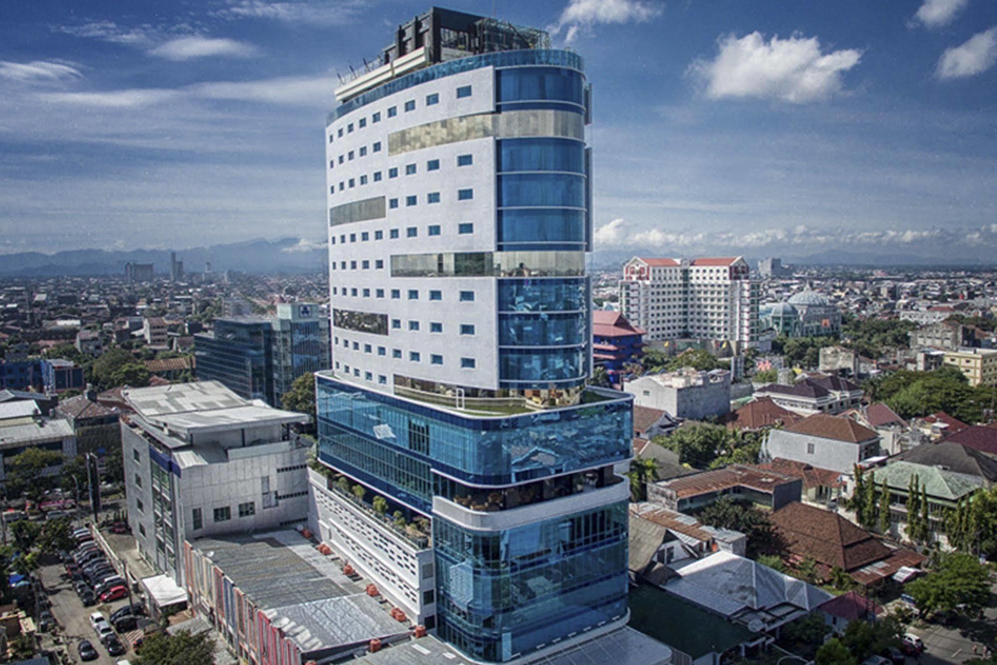 Hotel Melia Makassar Esterno foto